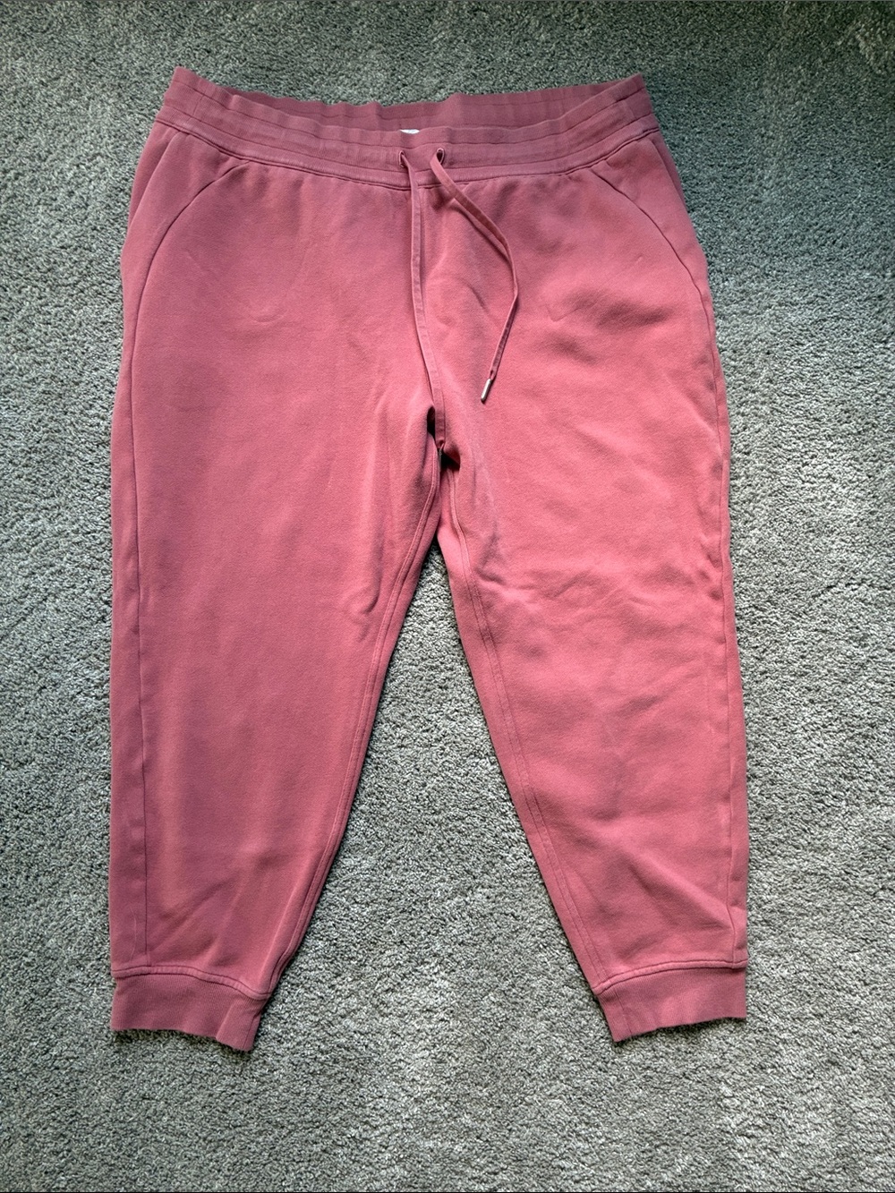 lululemon athletica Women's Dusty Rose Jogger Sweatpants